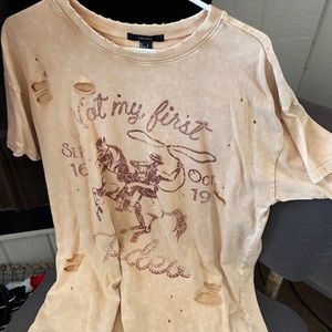 Forever 21 oversized Distressed shirt